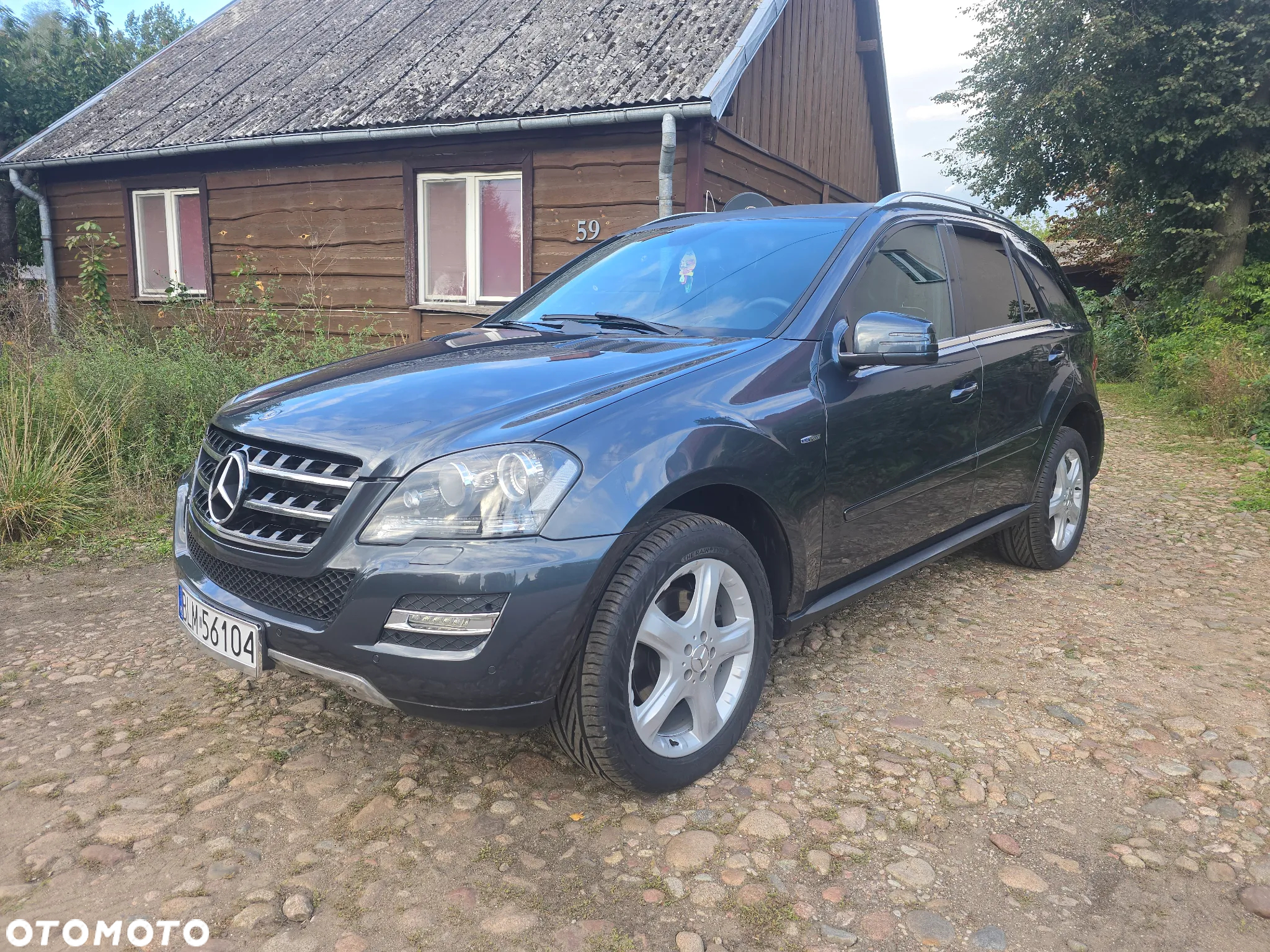 Mercedes-Benz ML - 9