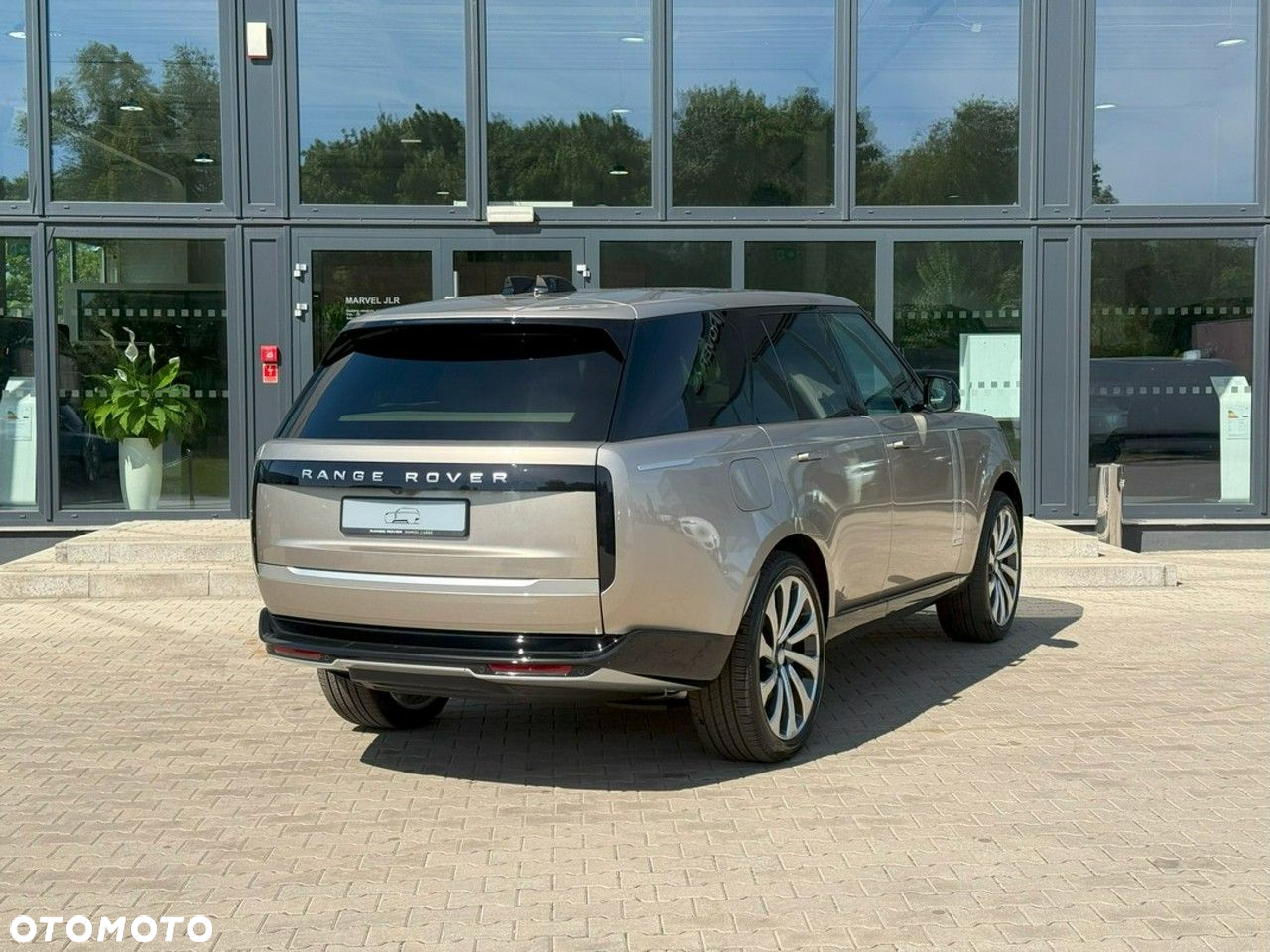 Land Rover Range Rover - 8