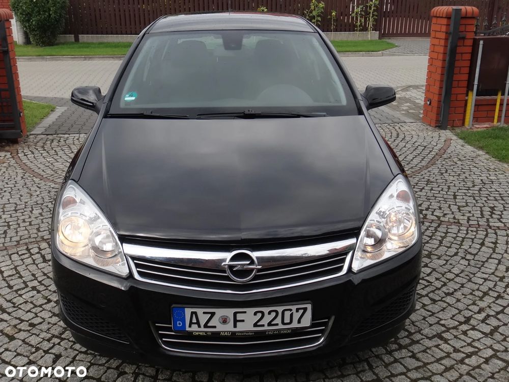 Opel Astra 1.6 Innovation - 2