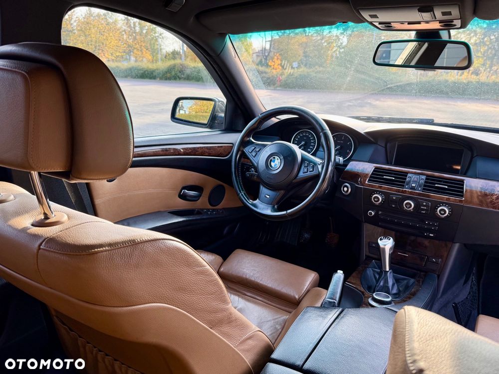BMW Seria 5 - 10