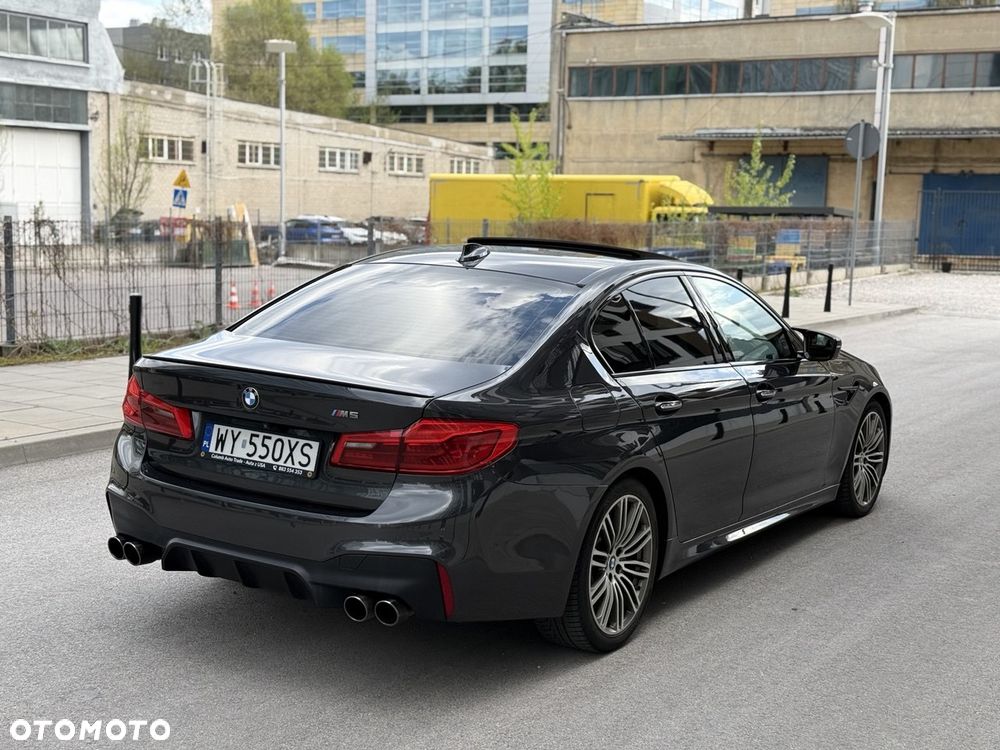 BMW Seria 5 M550i xDrive sport - 7