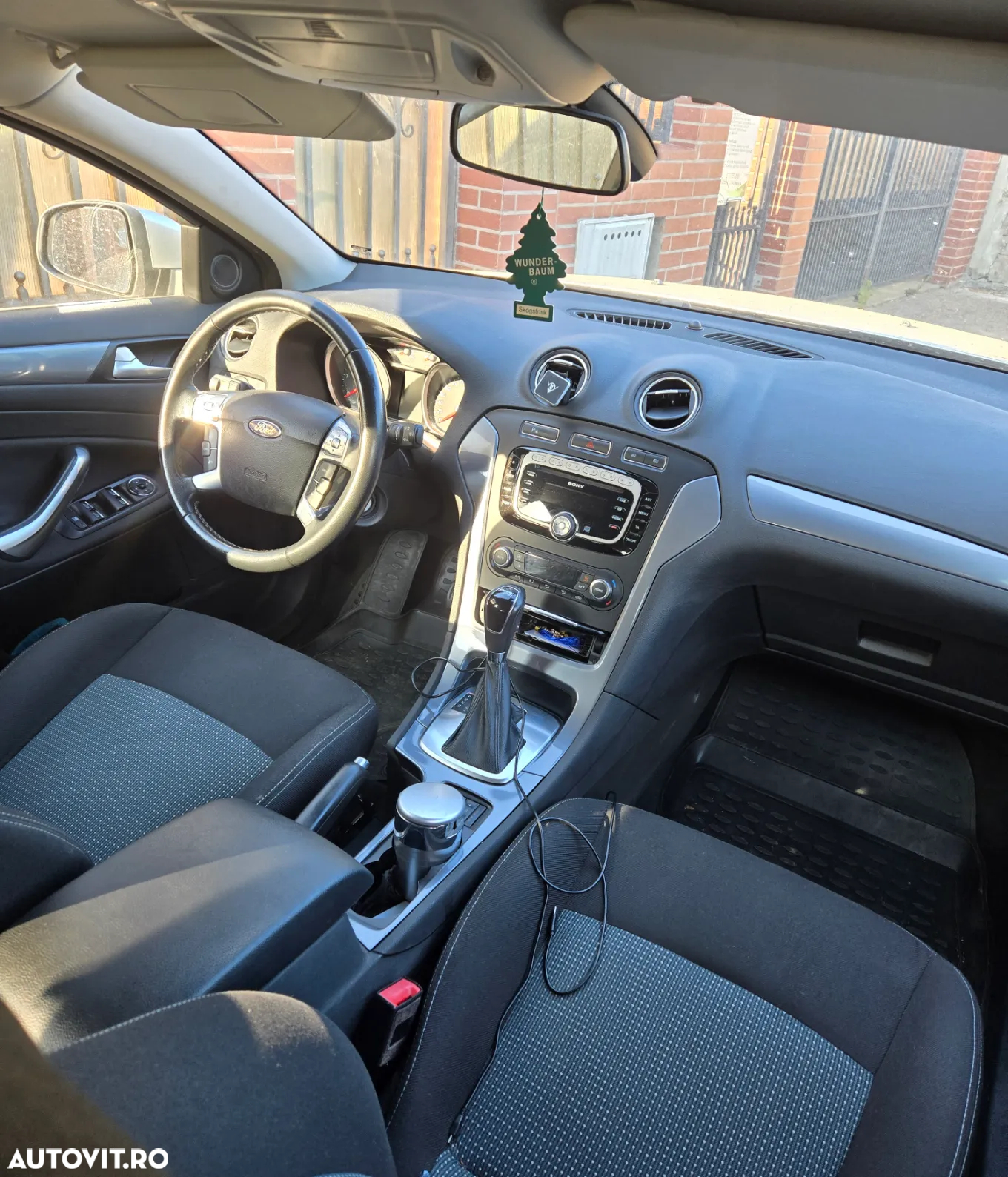 Ford Mondeo - 10