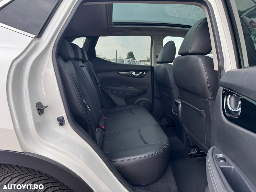 Nissan Qashqai 1.6 DCI ALL-MODE 4x4i TEKNA+ - 9