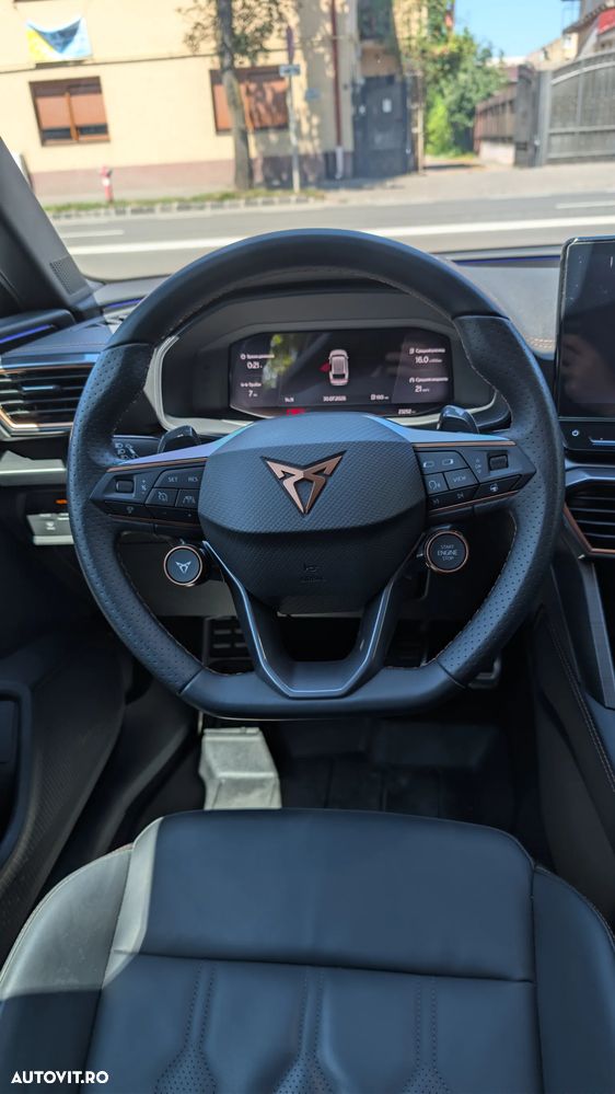 Cupra Leon 2.0 TSI 4DRIVE VZ - 12