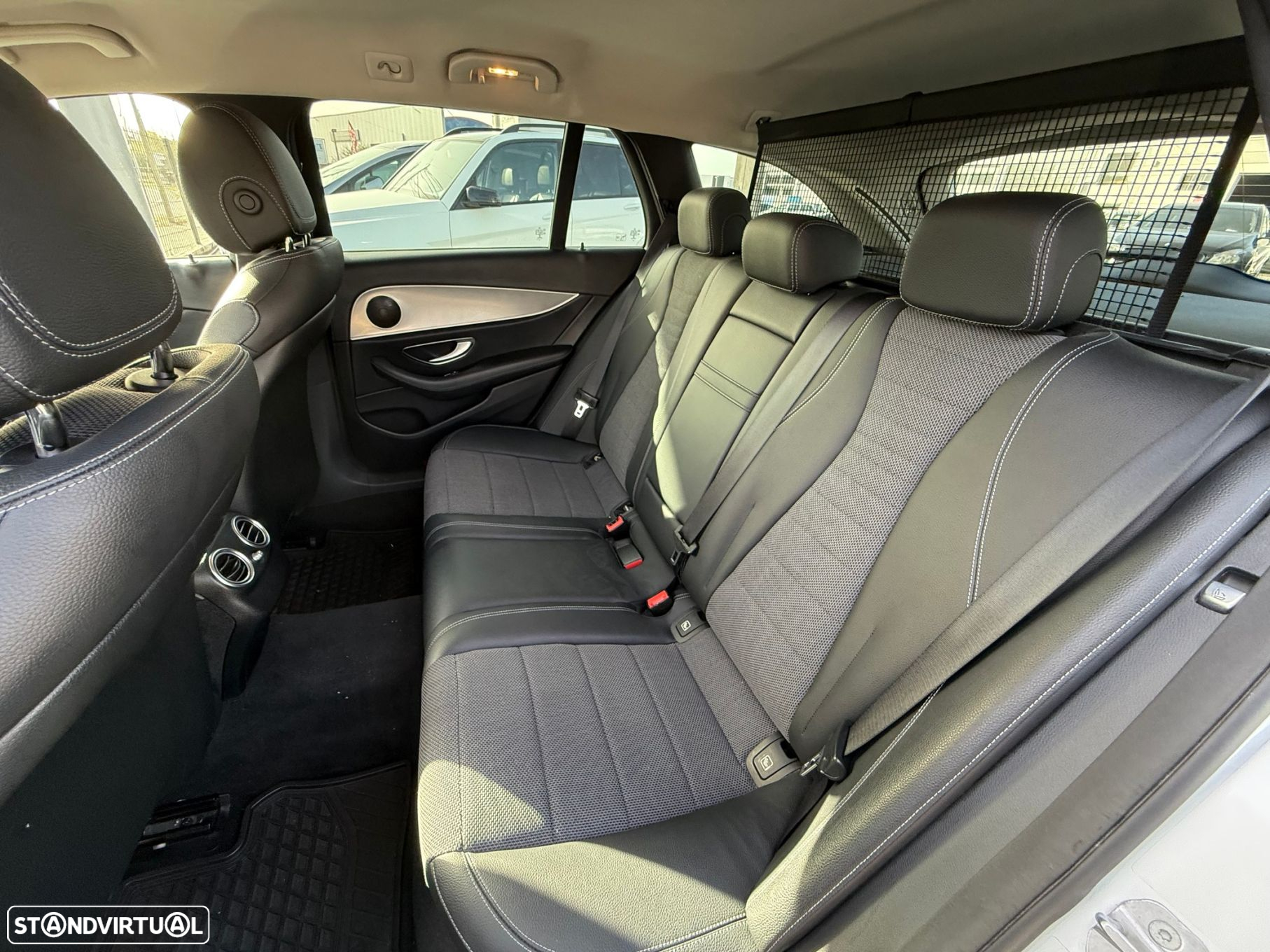 Mercedes-Benz E 220 d Avantgarde - 7