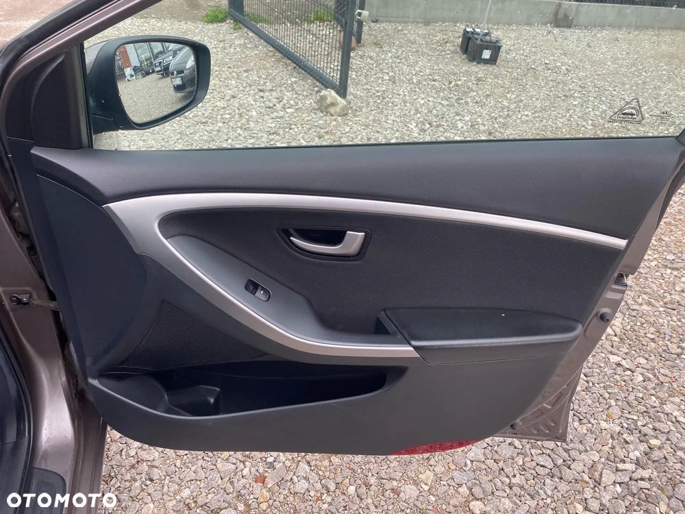 Hyundai i30 1.4 Classic - 27
