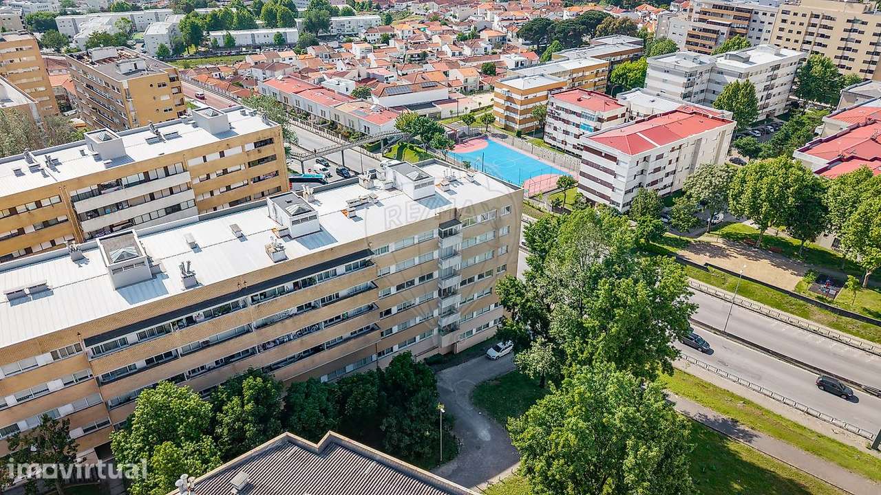 Apartamento T4 para venda - Grande imagem: 4/41