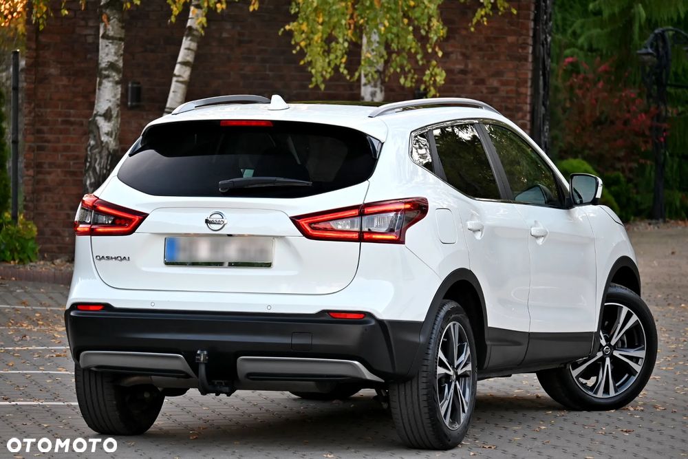 Nissan Qashqai 1.3 DIG-T N-Connecta DCT - 20
