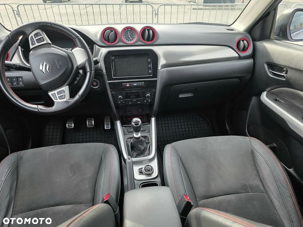 Suzuki Vitara 1.4 Boosterjet Premium 4WD - 10