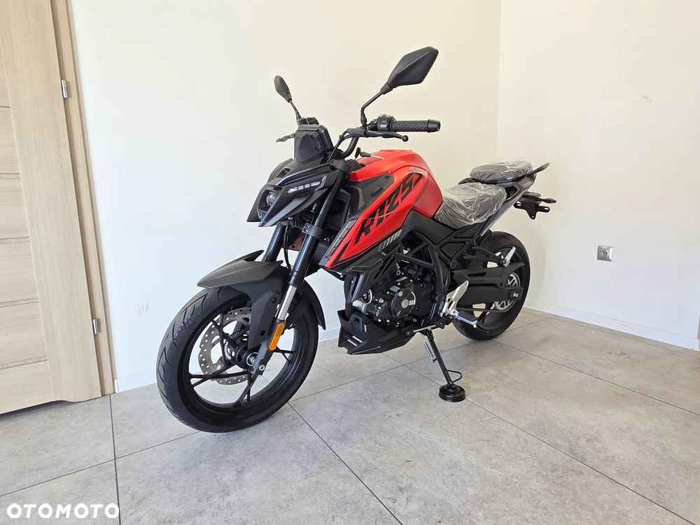VOGE R125S - 19