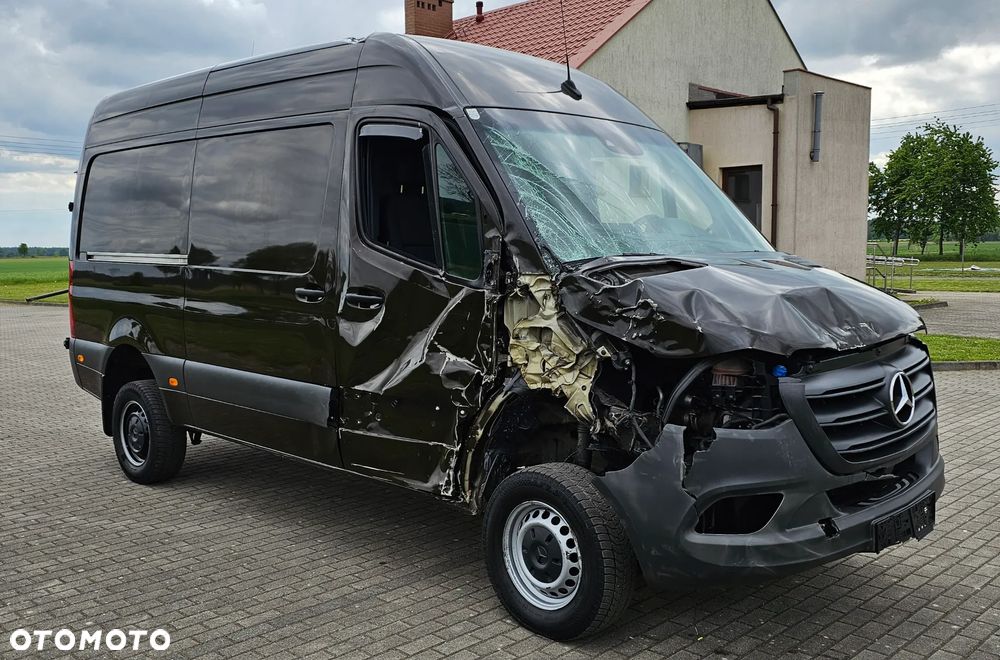 Mercedes-Benz Sprinter - 7