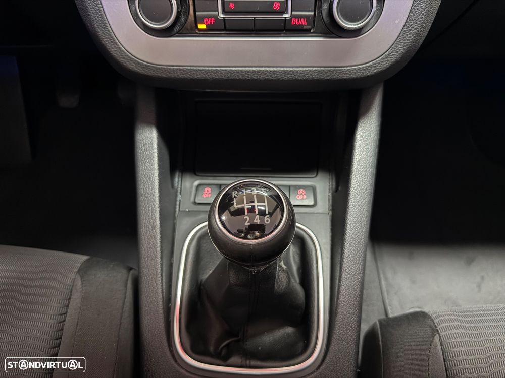 VW EOS 1.4 TSi BlueMotion - 12
