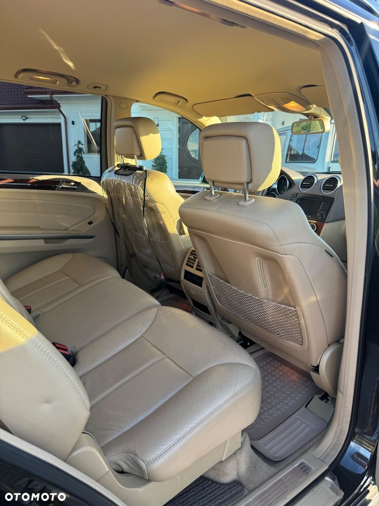 Mercedes-Benz GL 320 CDI - 11