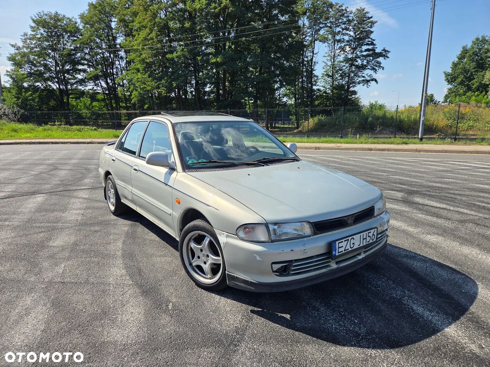 Mitsubishi Lancer - 1