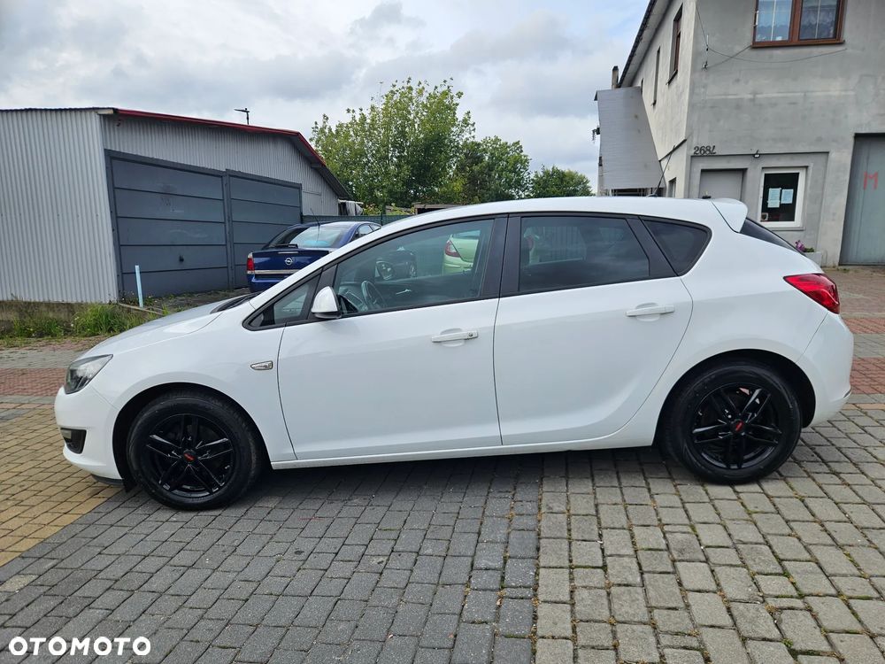 Opel Astra IV 1.4 T Cosmo S&S EU6 - 5