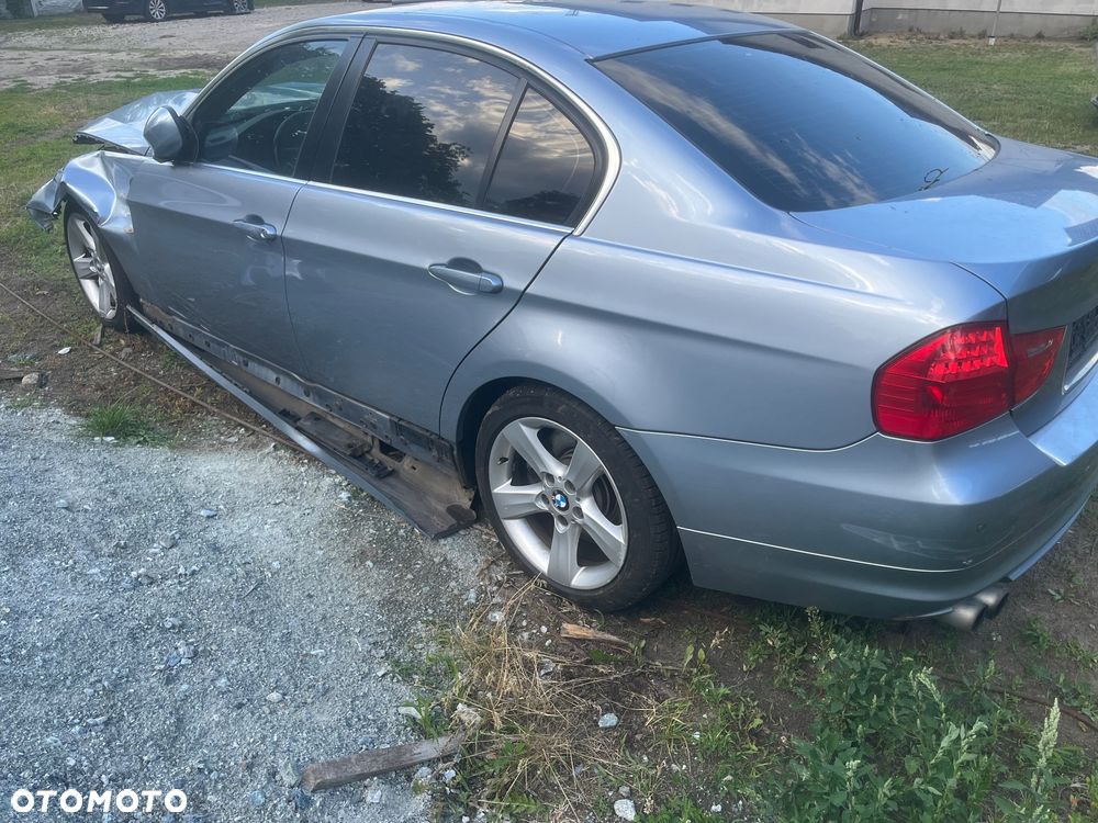 BMW Seria 3 325d DPF Edition Lifestyle - 6