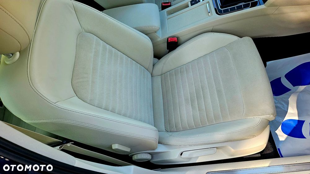 Volkswagen Passat 2.0 TSI BMT Highline DSG - 34