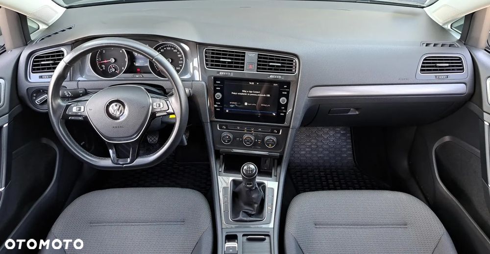 Volkswagen Golf 1.6 TDI BMT Comfortline - 8