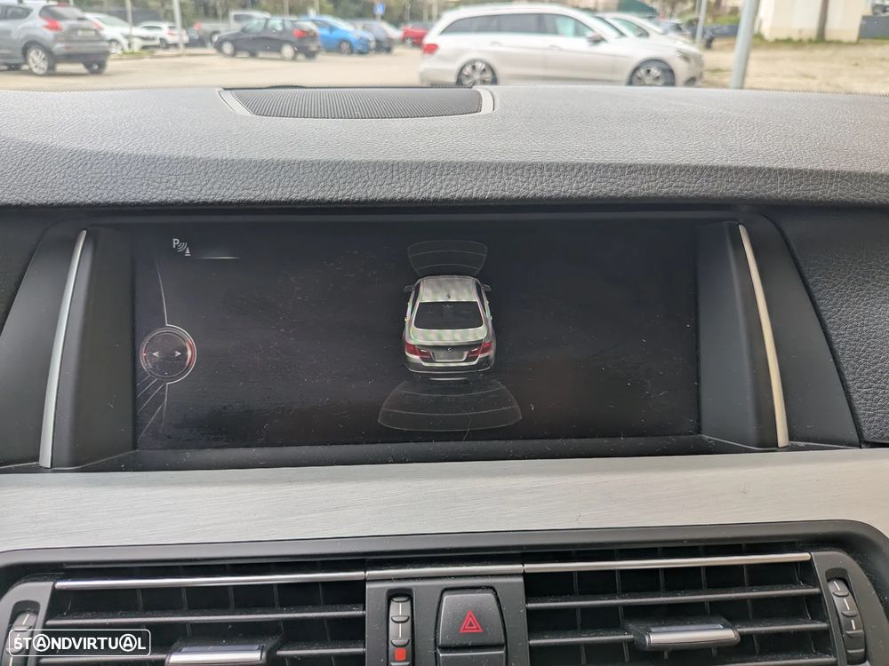 BMW 525 d Line Luxury Auto - 14