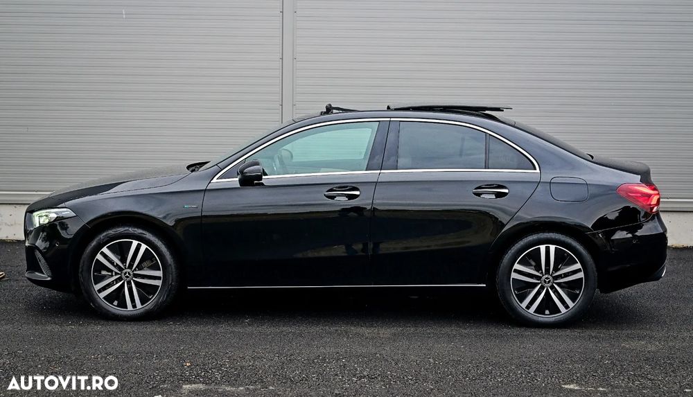 Mercedes-Benz A 250 e 8G-DCT Edition 2020 - 20