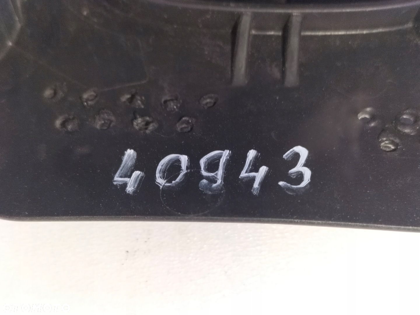 Zaślepka spryskiwacza zderzaka przód prawa AUDI A5 8T0 LIFT 12-15 S-LINE - 6