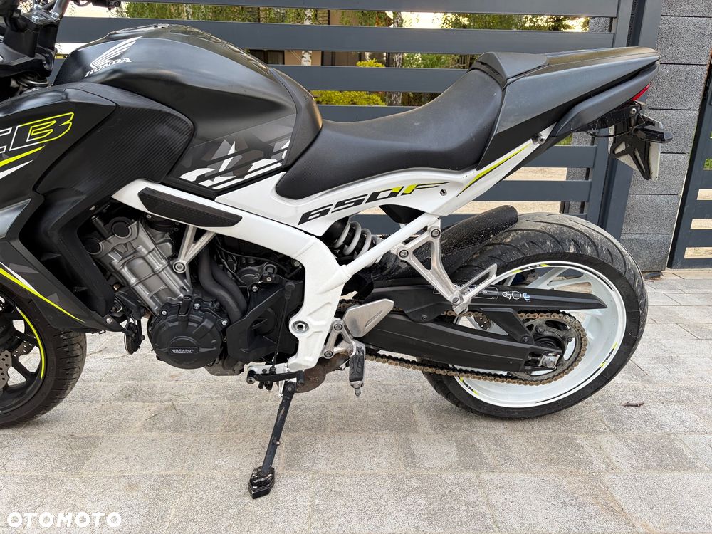 Honda CB - 11