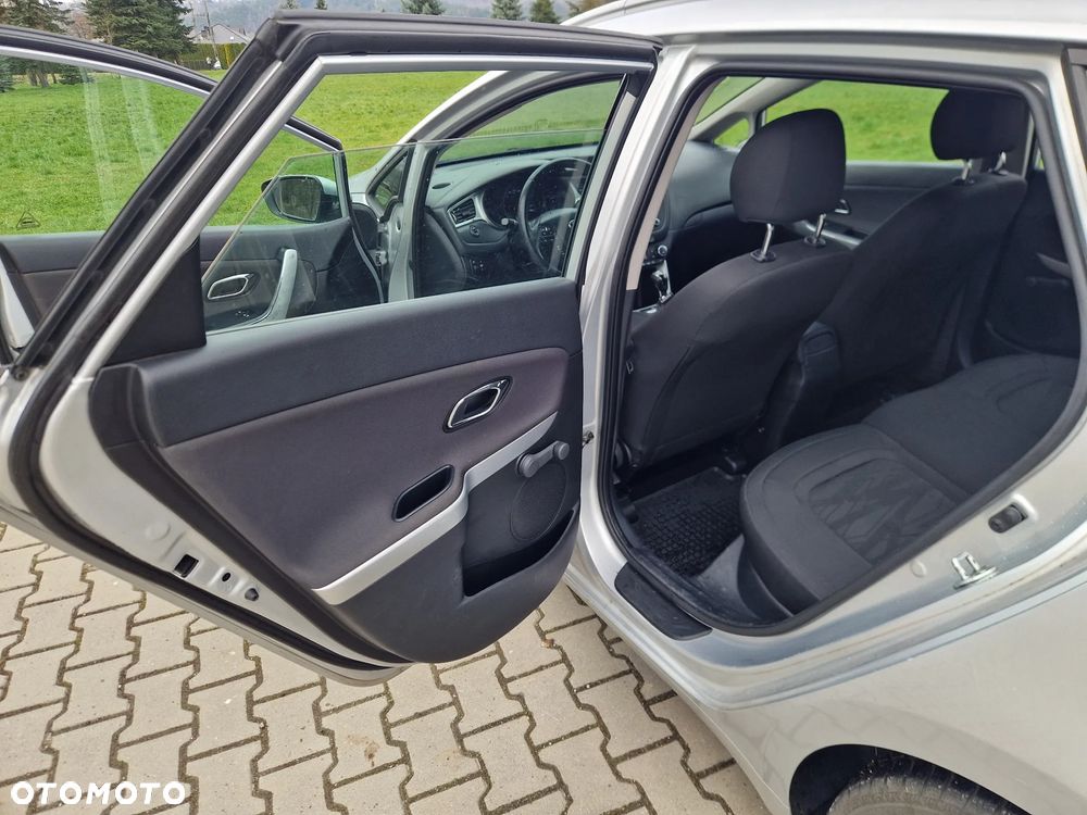 Kia Ceed 1.6 CRDi M - 12