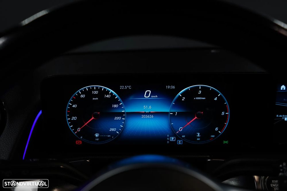 Mercedes-Benz GLB 220 d 4Matic AMG Line - 20