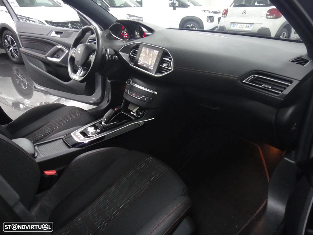 Peugeot 308 PureTech 130 GPF EAT8 Stop & Start GT Pack - 20