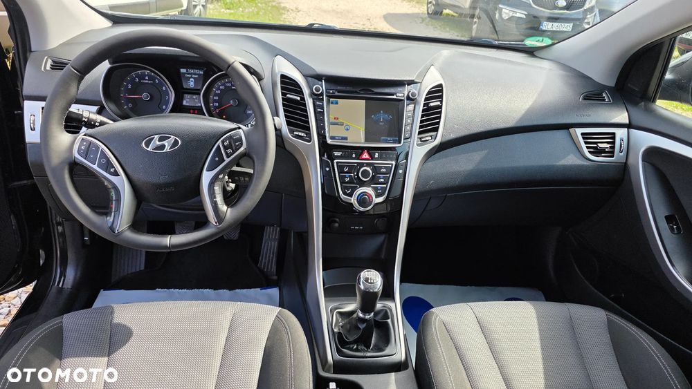 Hyundai i30 1.4 Fifa World Cup Edition - 18