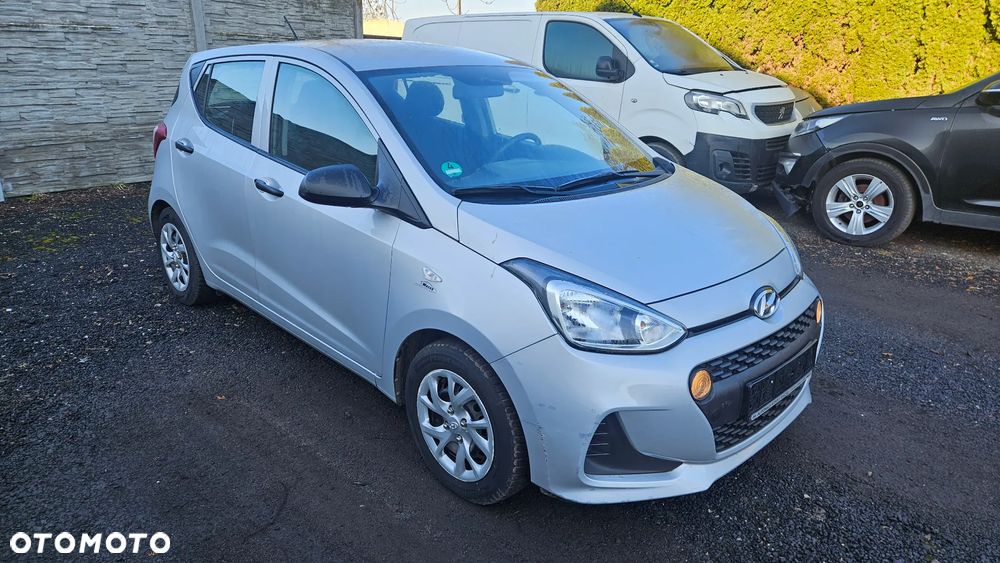 Hyundai i10 1.0 - 1