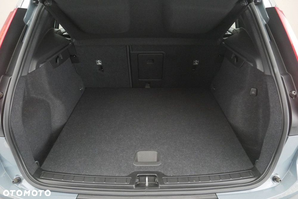 Volvo XC 40 - 16