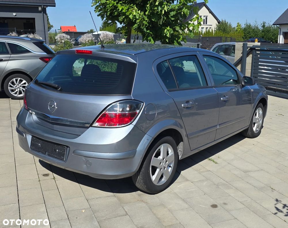 Opel Astra 1.4 Enjoy - 18