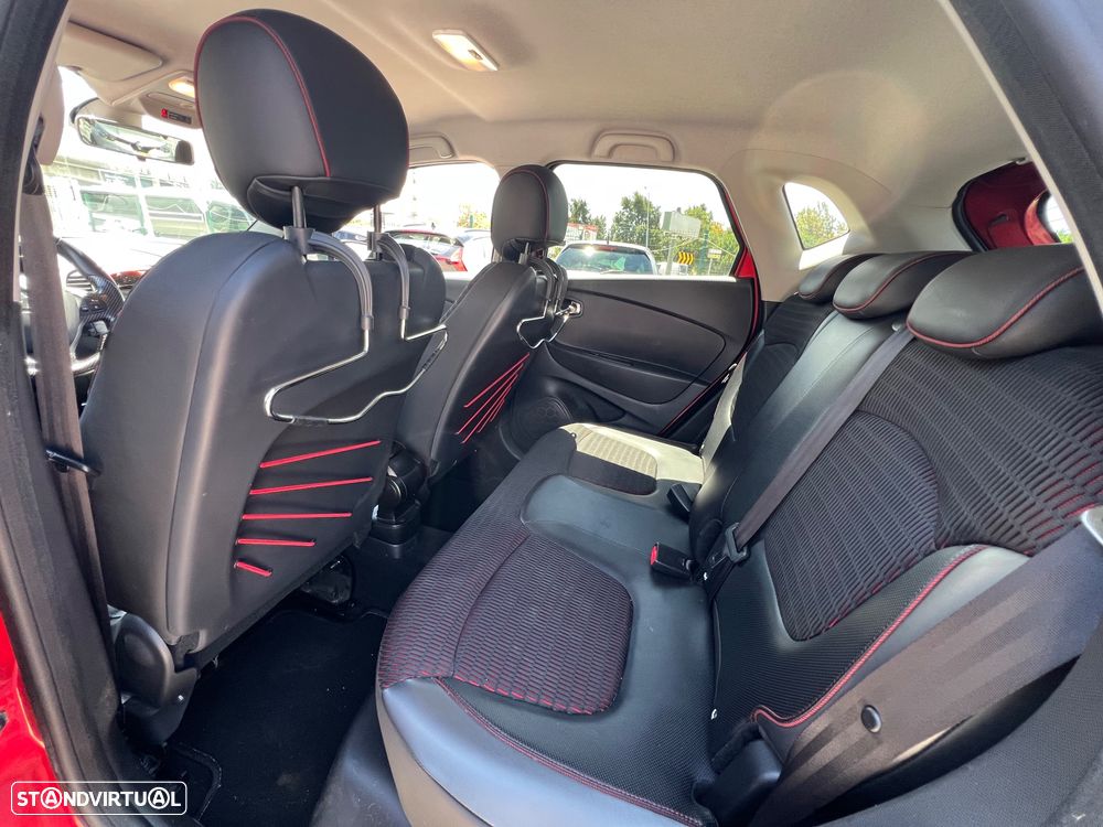 Renault Captur ENERGY dCi 90 S&S Helly Hansen - 11
