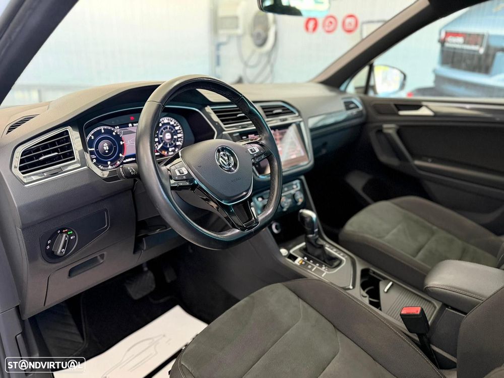 VW Tiguan 2.0 TDI R-Line DSG - 27