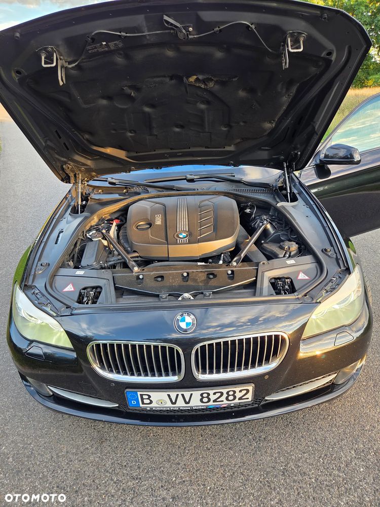 BMW Seria 5 520d Luxury Line - 15