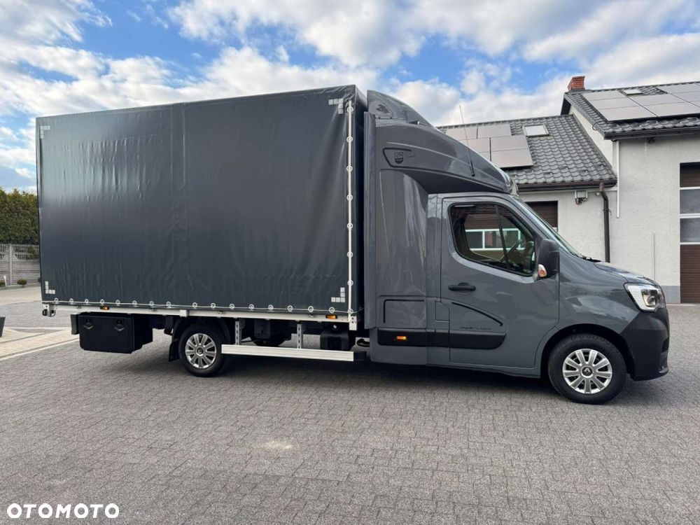 Renault Master 10 europalet Salon Polska - 2