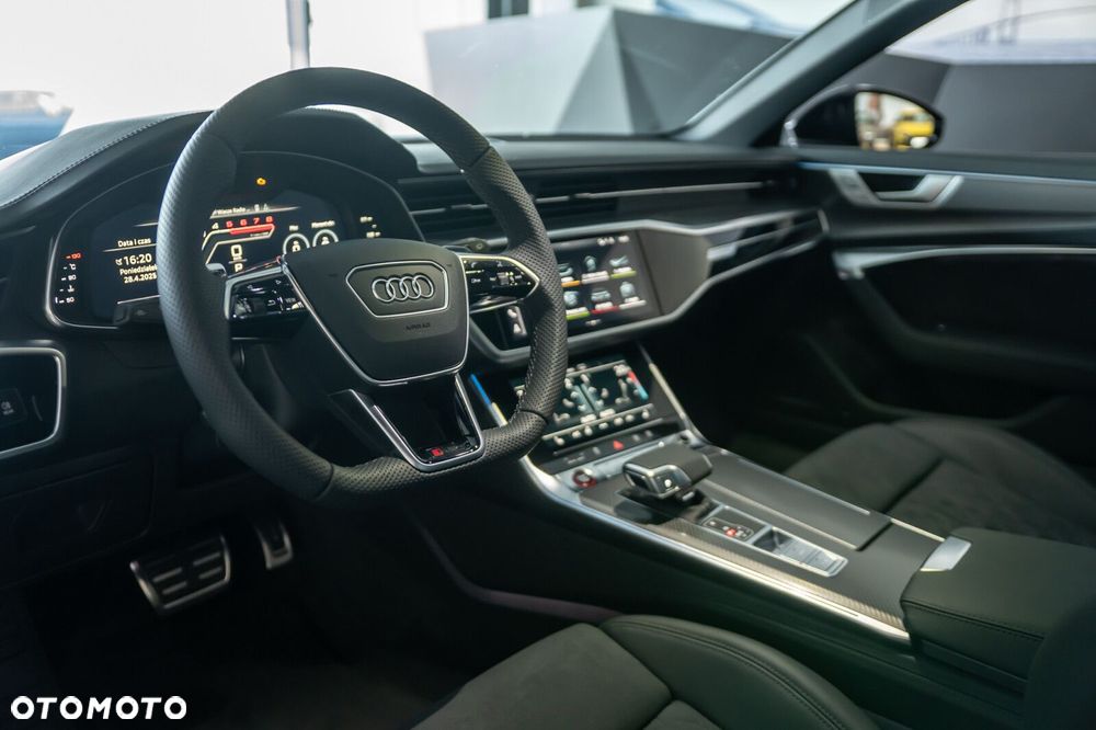 Audi RS6 Avant - 11