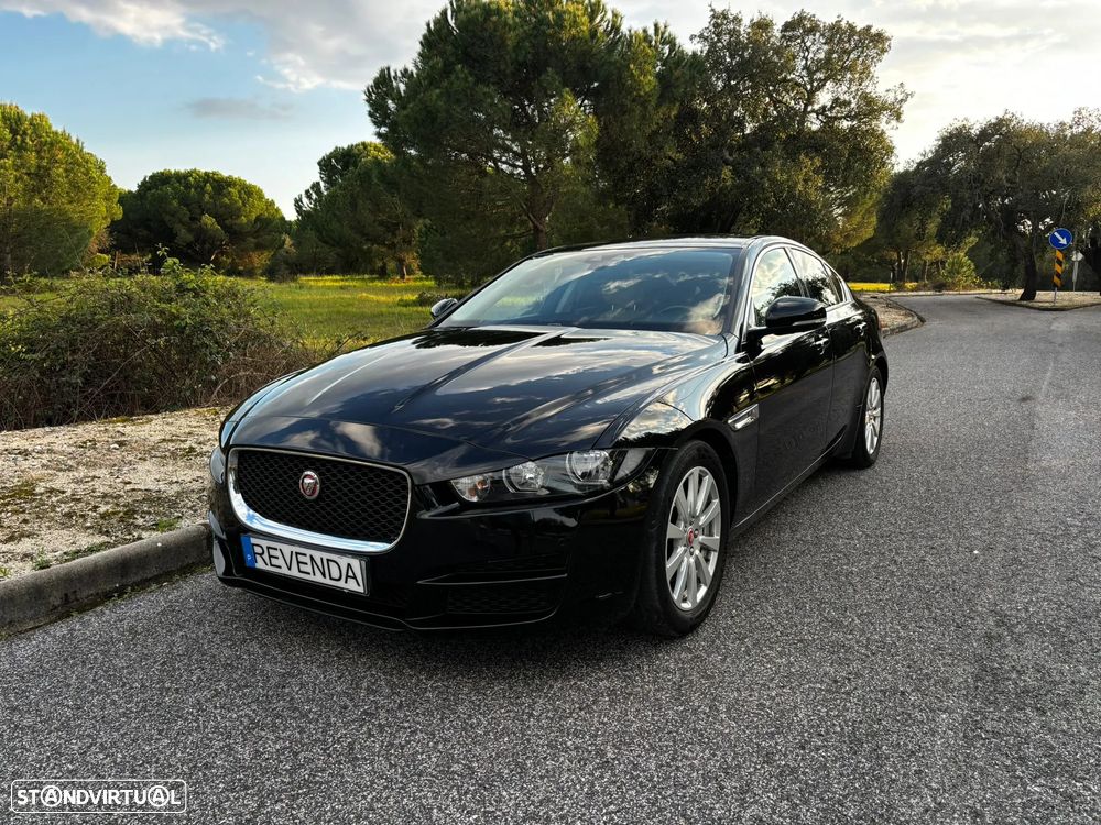 Jaguar XE - 20