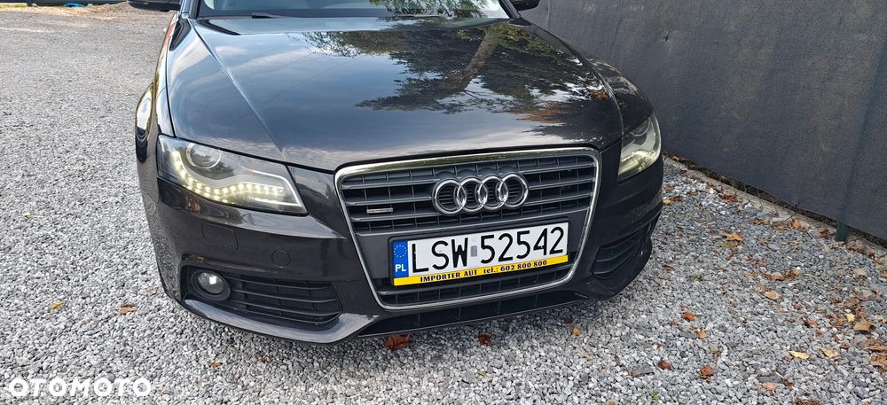 Audi A4 Avant - 16