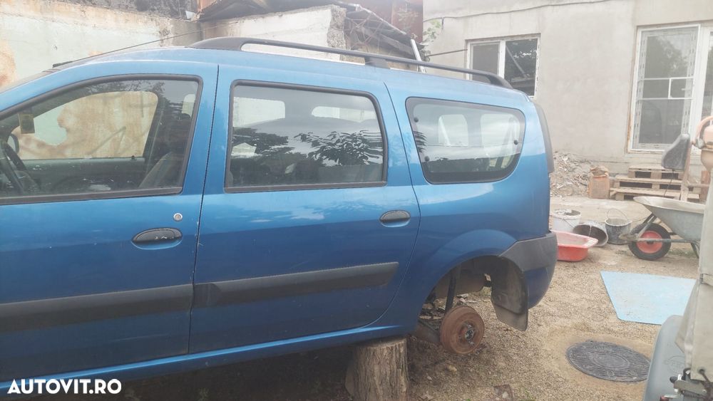 Dacia Logan 2008 photo 2