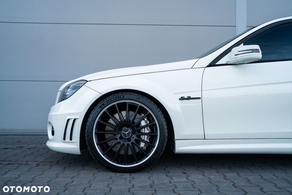 Mercedes-Benz Klasa C 63 AMG 7G-TRONIC - 9