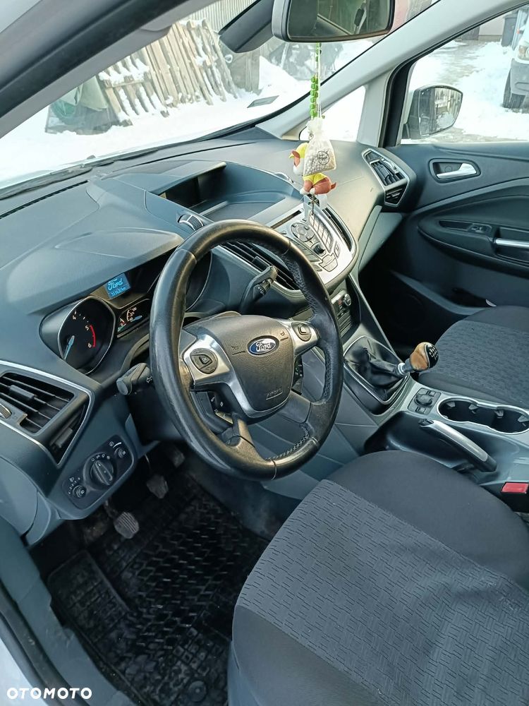 Ford Grand C-MAX 2.0 TDCi Titanium - 16