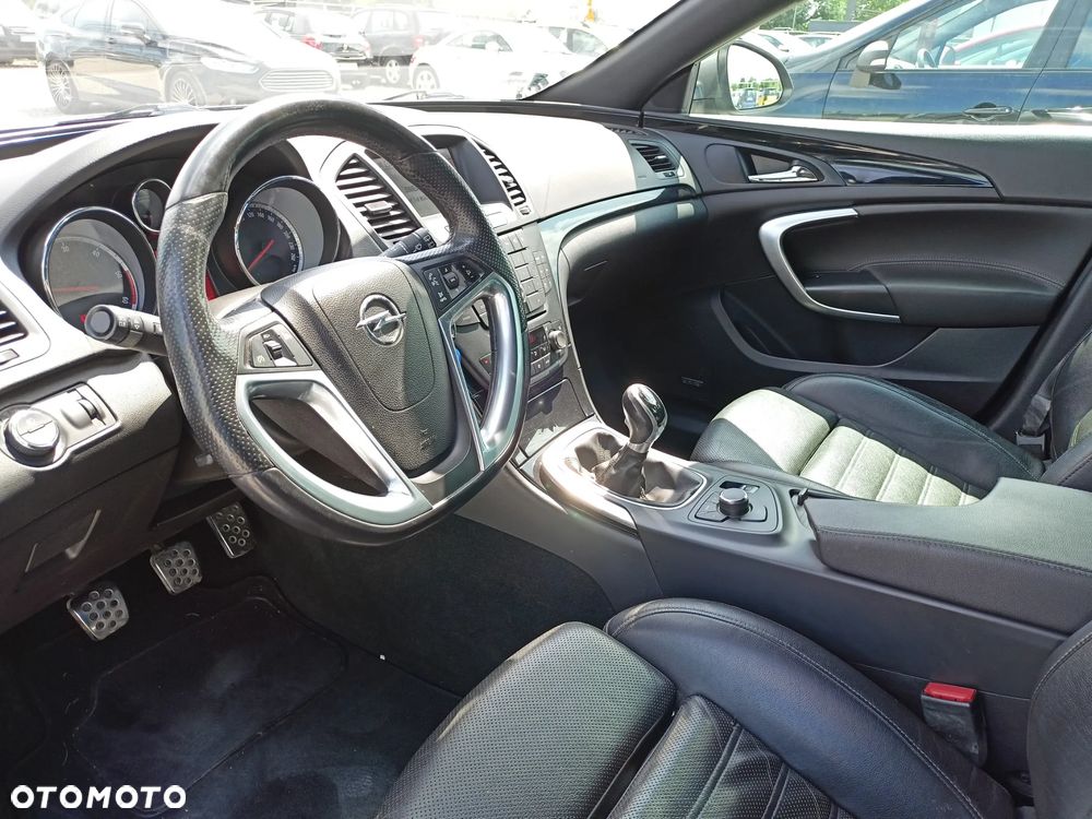 Opel Insignia - 8