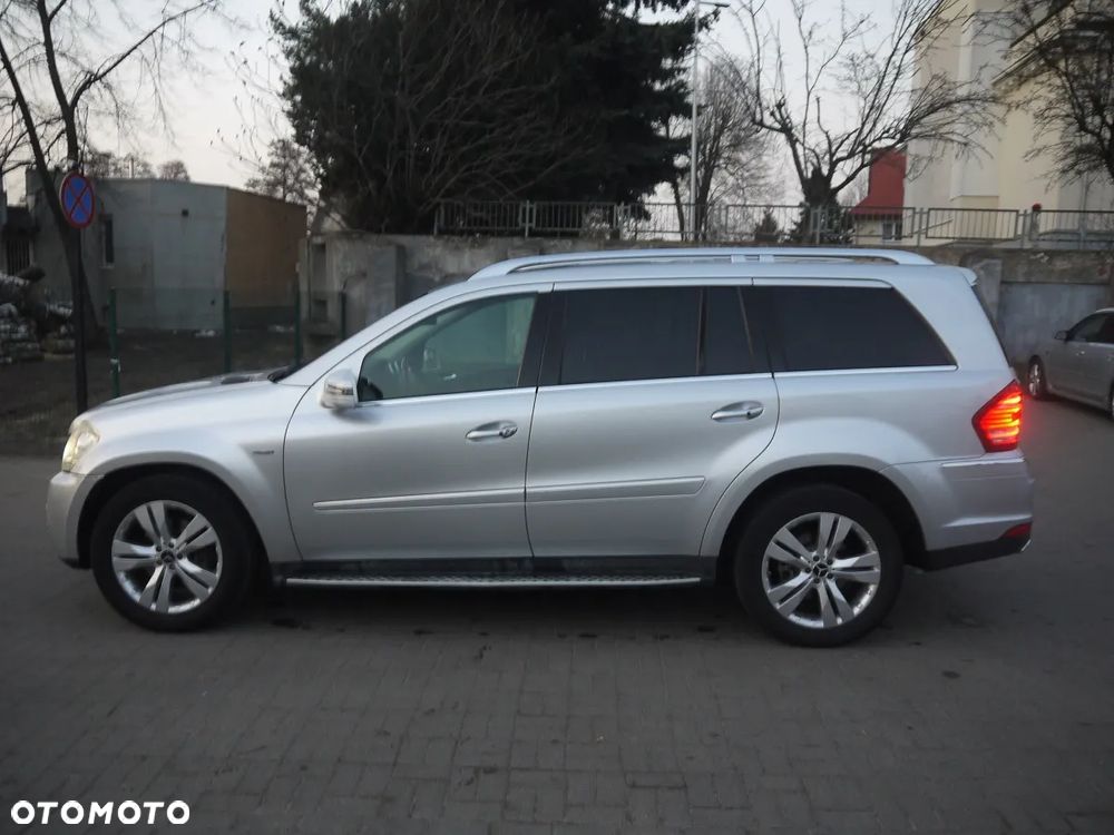 Mercedes-Benz GL 350 CDI BlueEff - 4