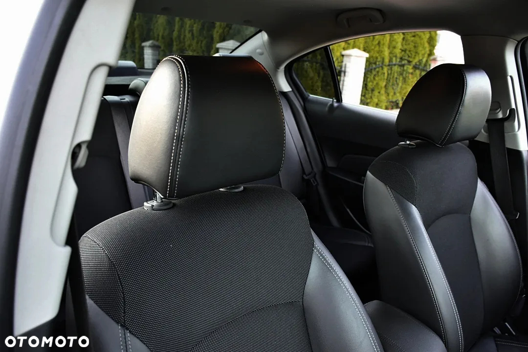 Chevrolet Cruze 1.4 T LT - 34
