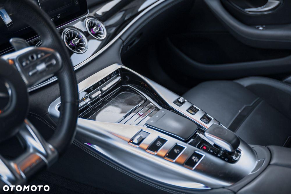 Mercedes-Benz AMG GT - 12