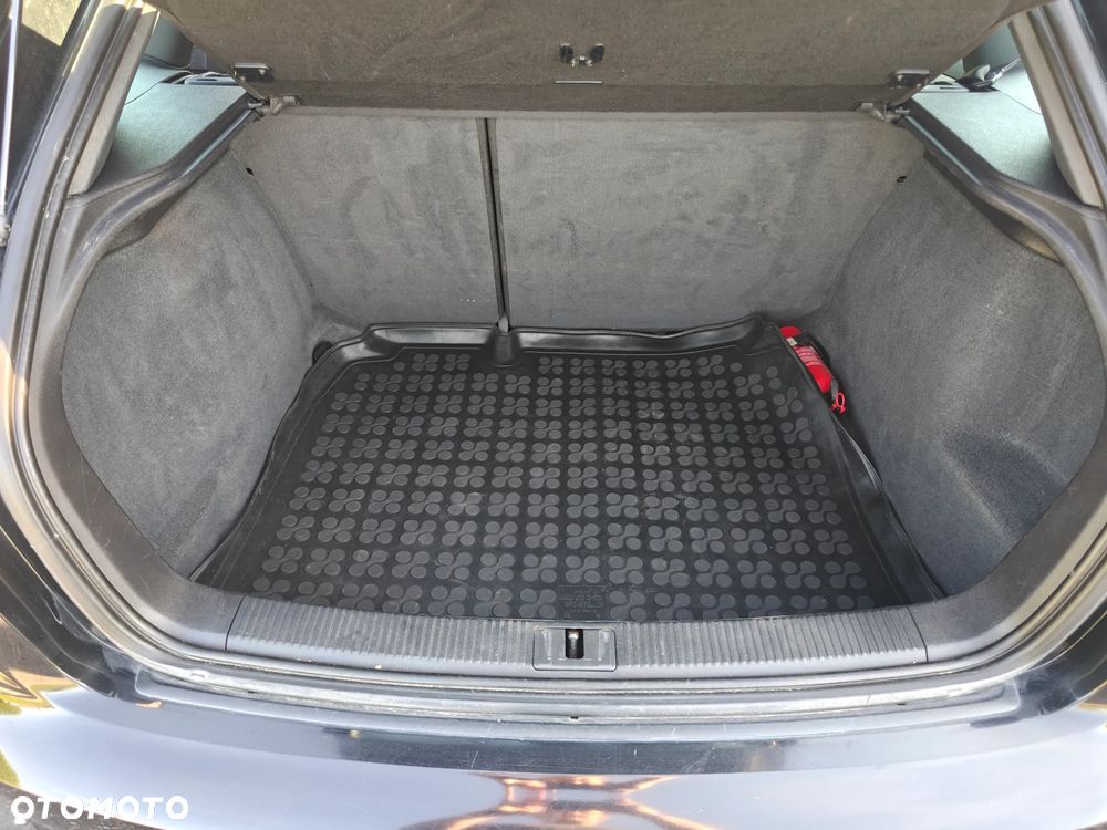 Audi A3 Sportback 2.0 TDI DPF S line Sportpaket - 14
