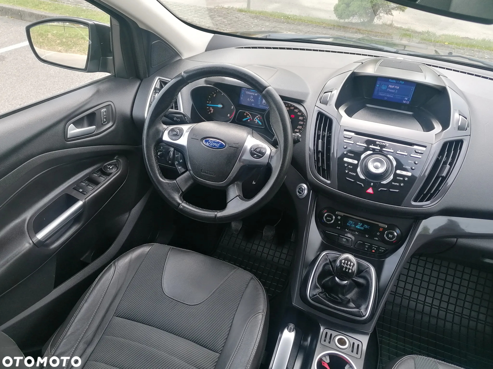 Ford Kuga 2.0 TDCi Titanium - 12