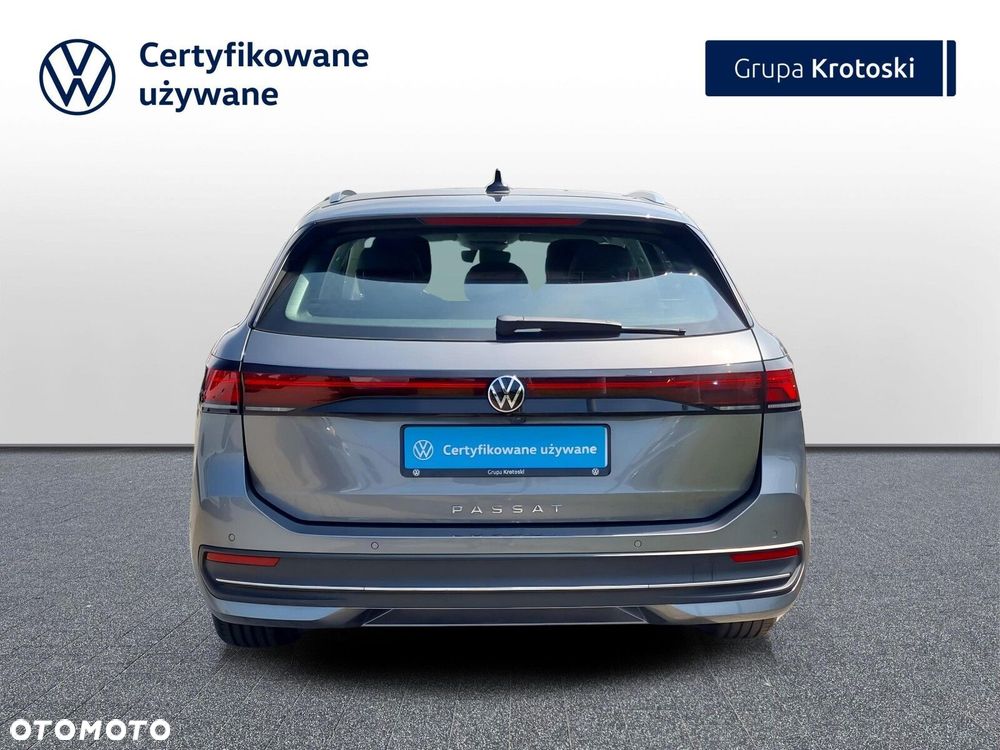 Volkswagen Passat Variant 2.0 TDI SCR Business DSG - 12